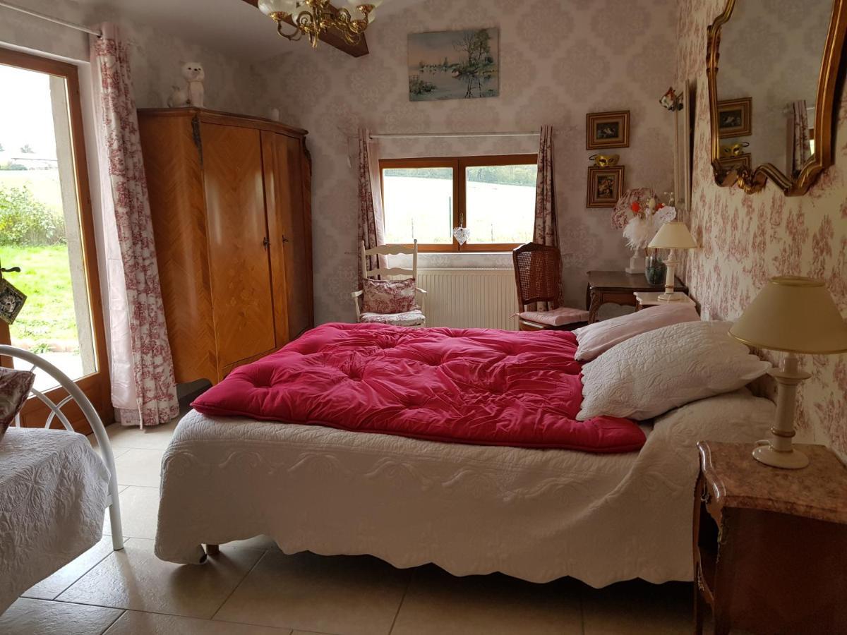 La Providence Hotel Illiat Bagian luar foto